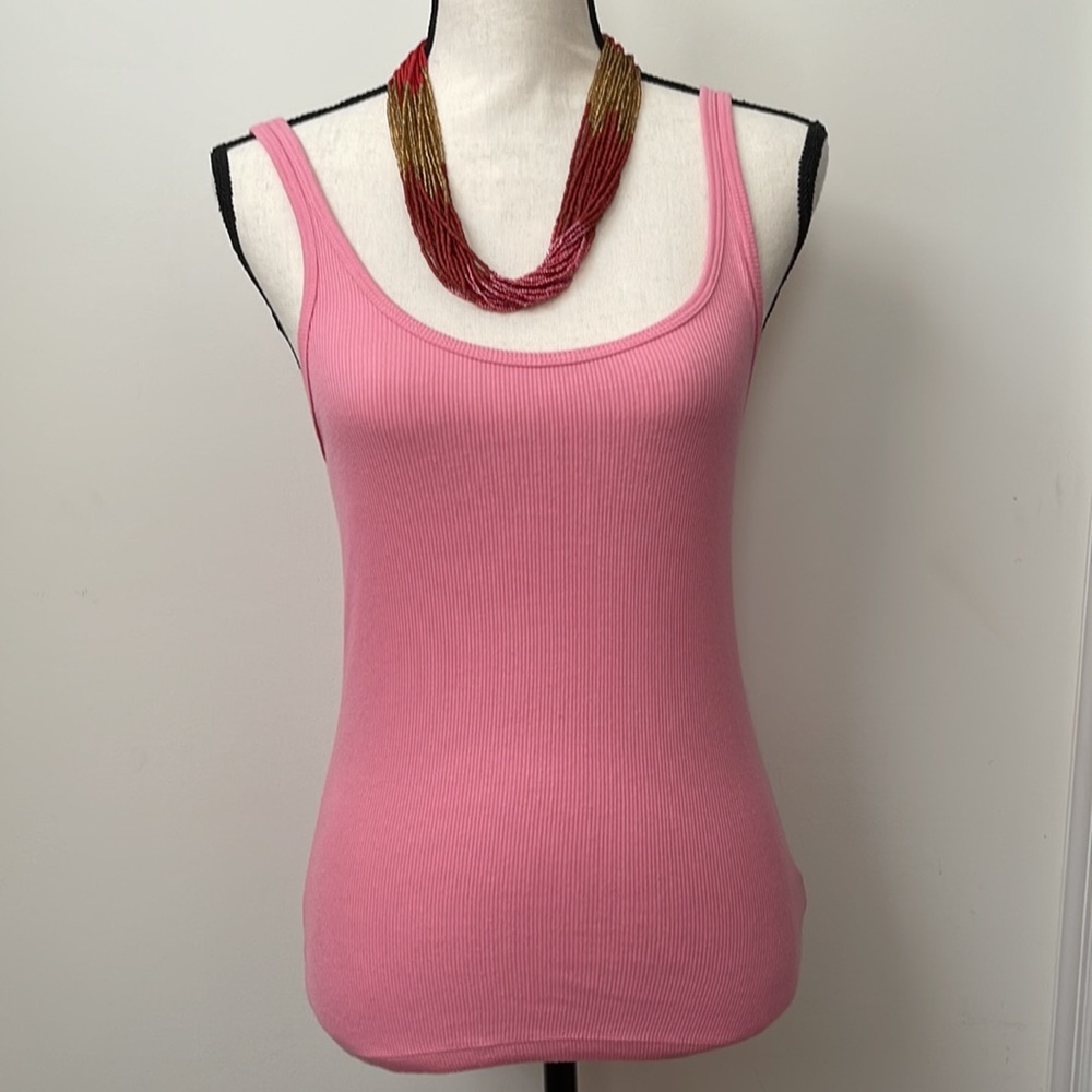The Limited Set Of Two Ribbed Tanks - Picture 8 of 15